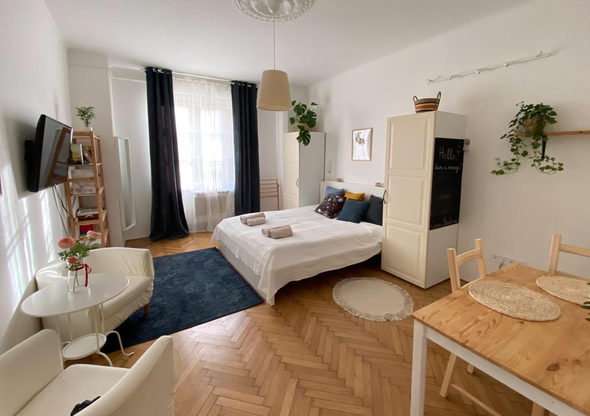 בודפשט Quiet Apartment Near Buda Castle מראה חיצוני תמונה